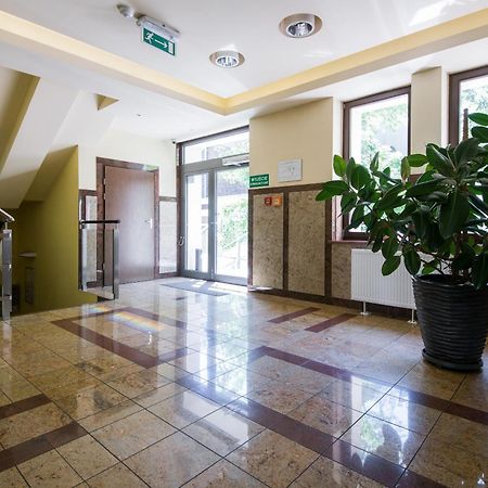 Apartamenty Wielopole Красков Екстериор снимка